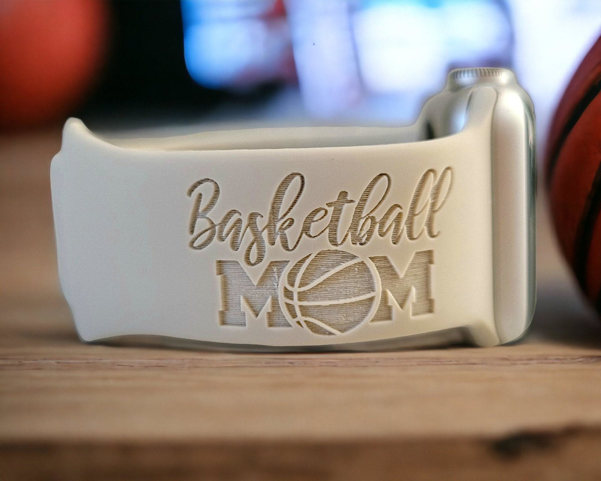 BASKETBALL MOM
