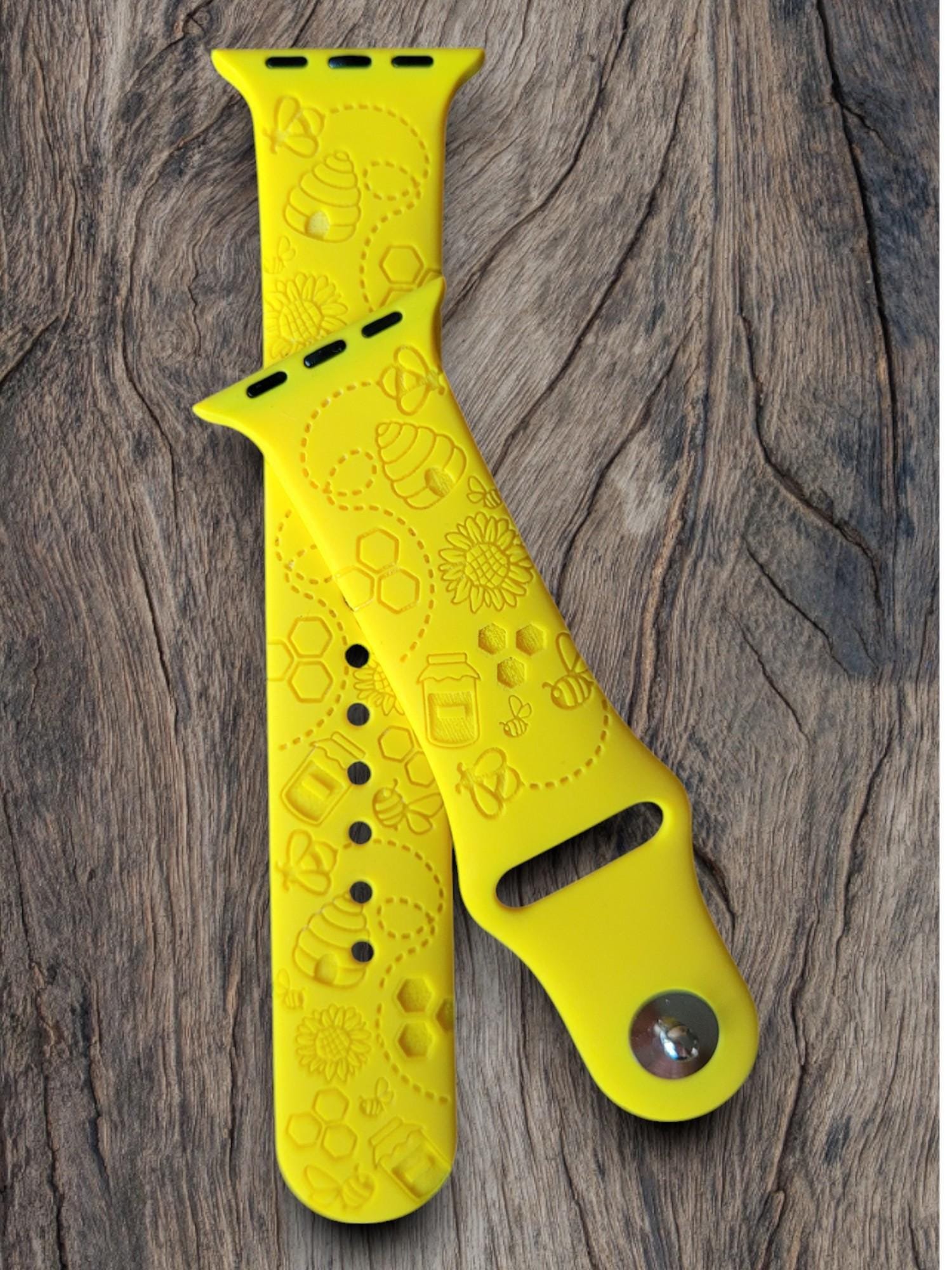 HONEY BEE, BEE HIVE/HONEYCOMB