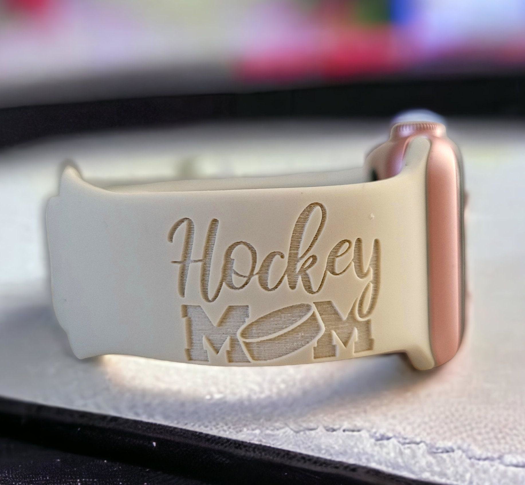 HOCKEY MOM