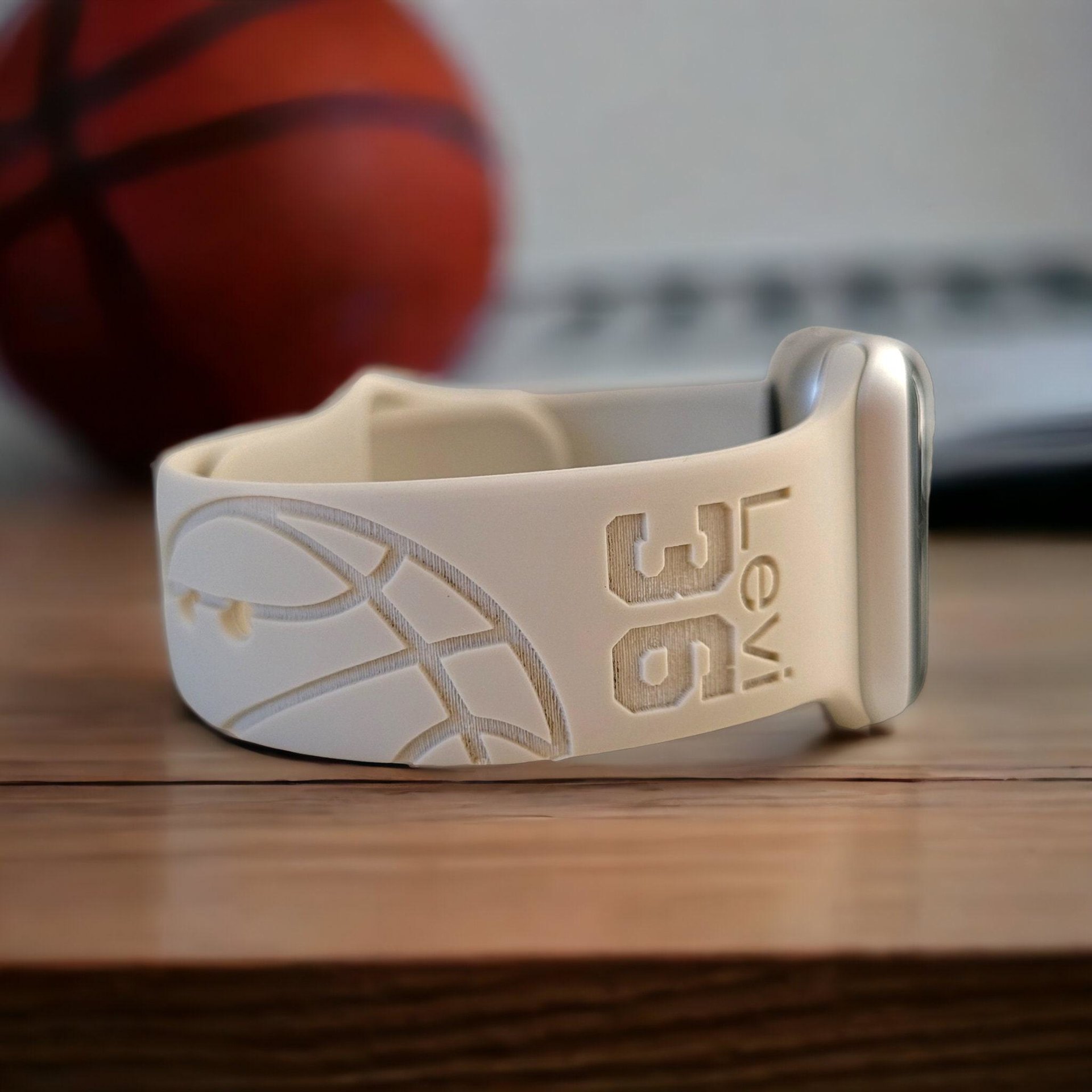 BASKETBALL MOM