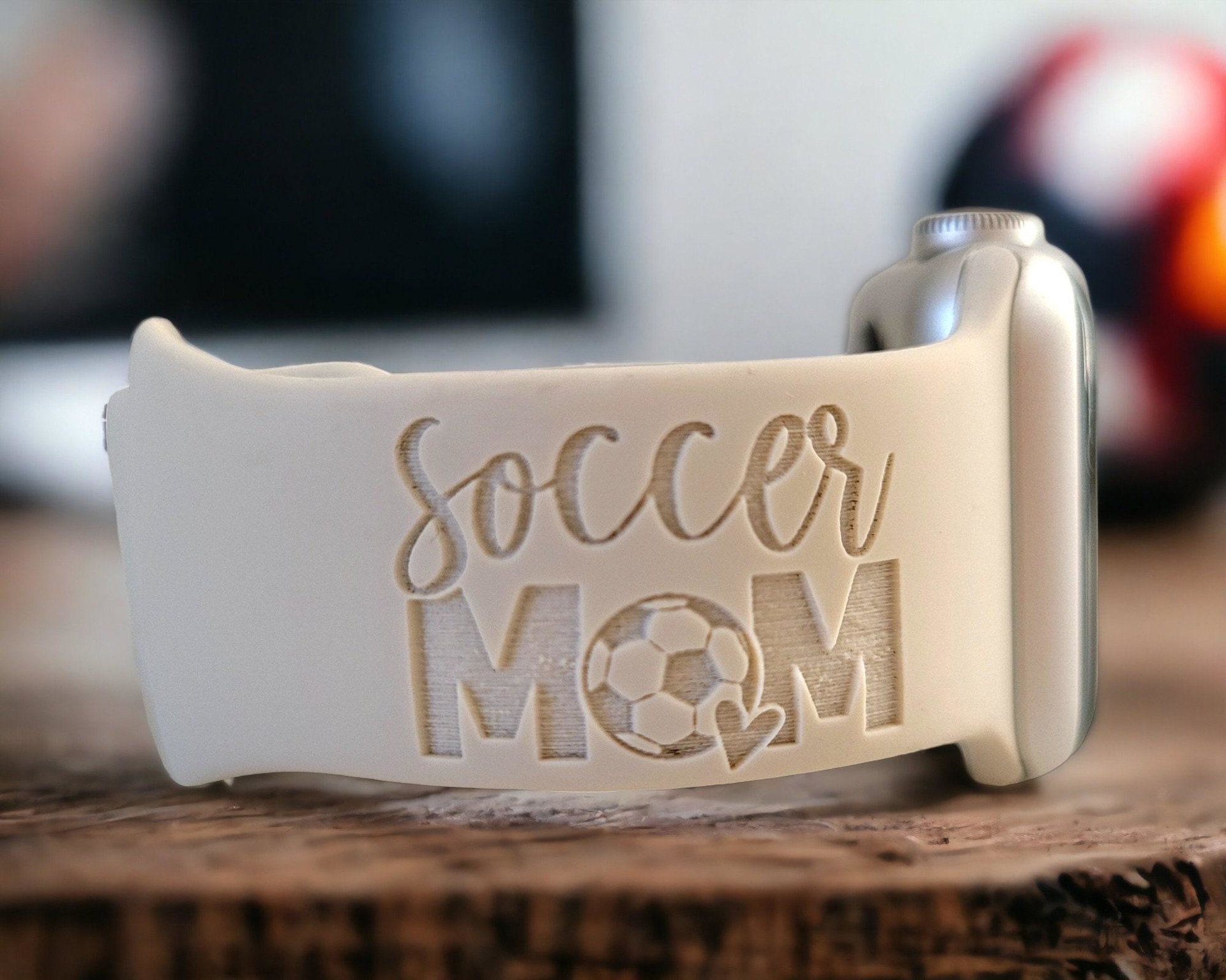 SOCCER MOM